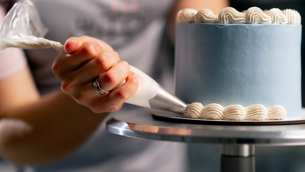 Frosting a cake